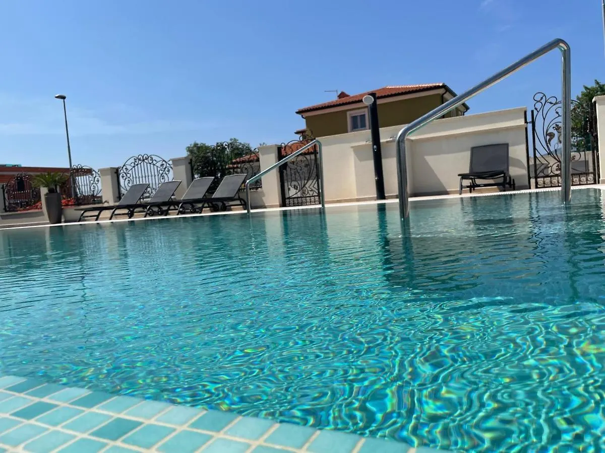 Vila Softic Amra Umag Apartment